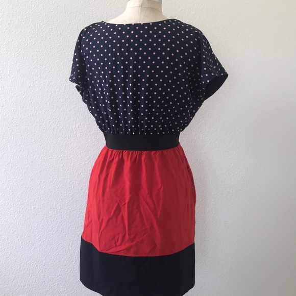 “THE INTERVIEW” DRESS - Picture 3 of 3